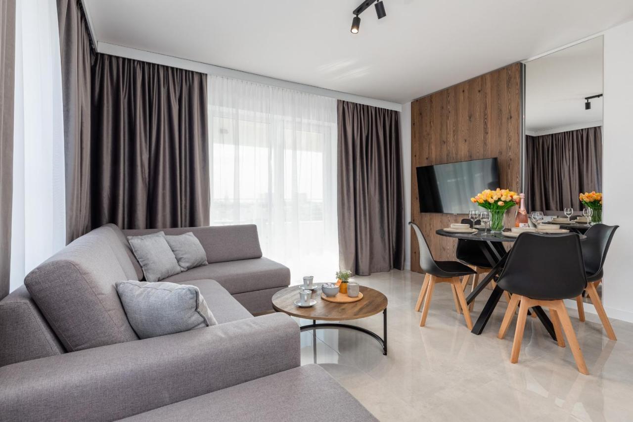 Sun Towers Lux Apartments By Renters Prestige Swinoujscie Dış mekan fotoğraf