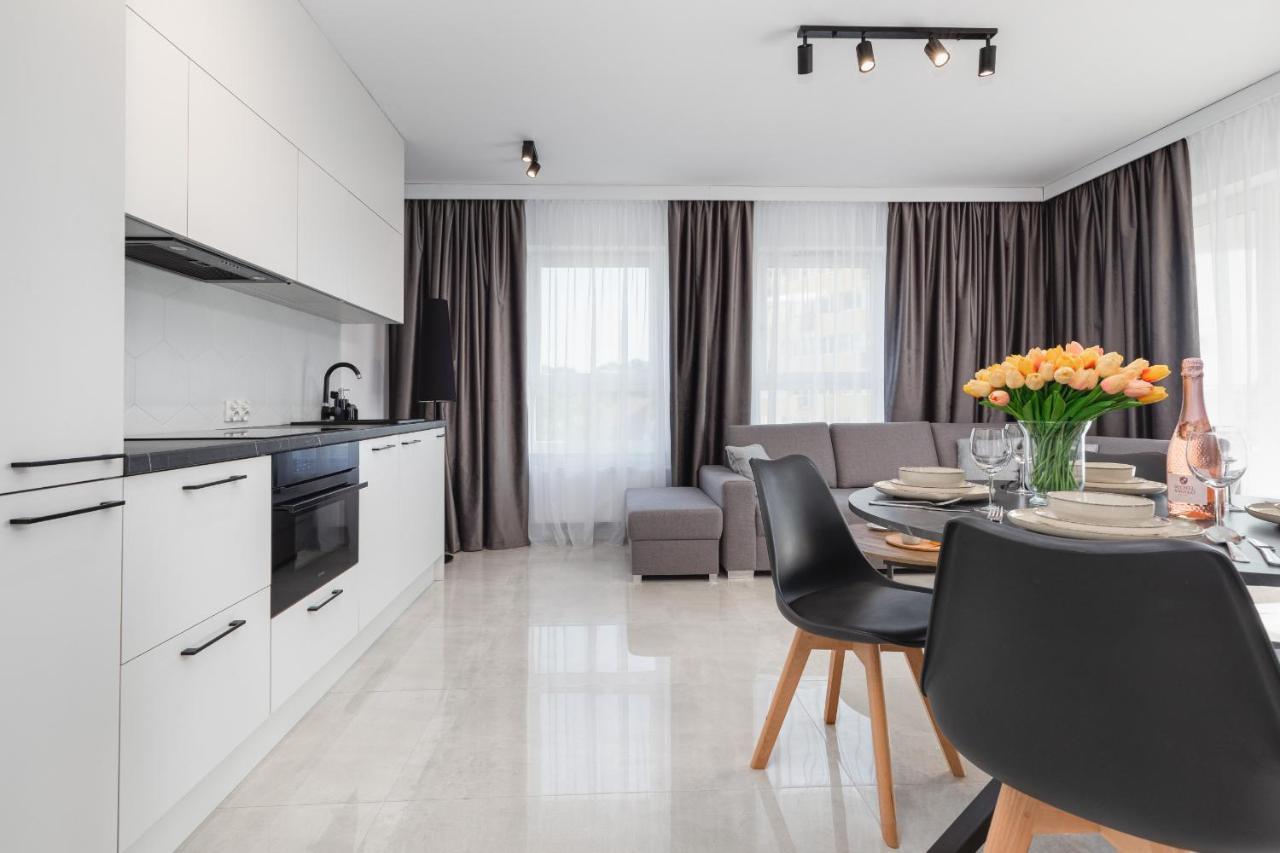 Sun Towers Lux Apartments By Renters Prestige Swinoujscie Dış mekan fotoğraf