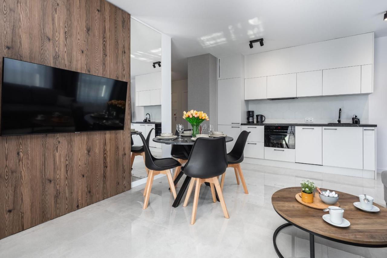 Sun Towers Lux Apartments By Renters Prestige Swinoujscie Dış mekan fotoğraf